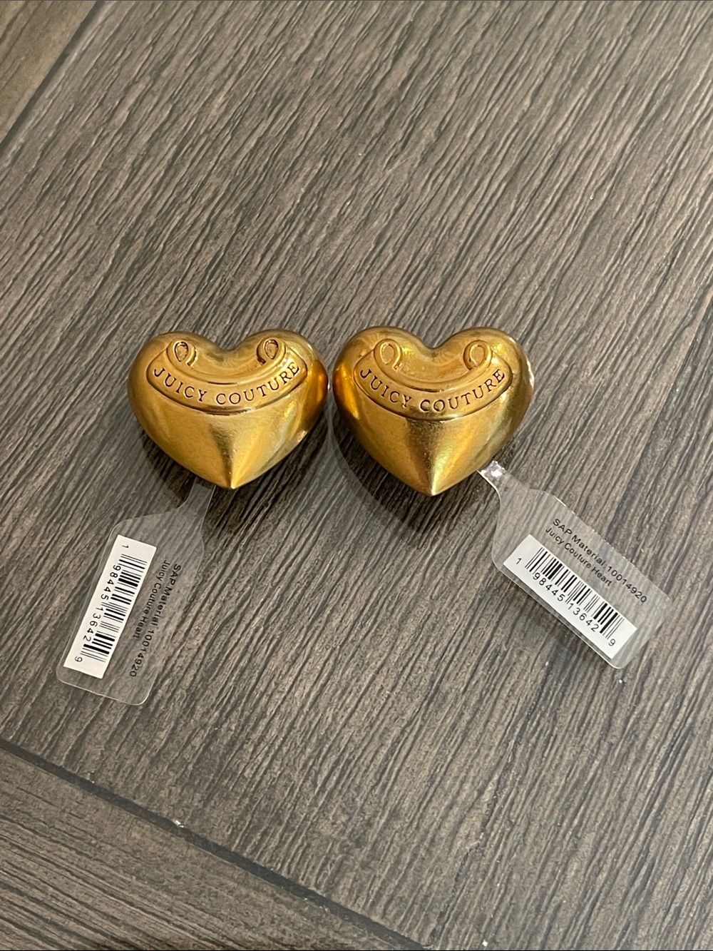 2 Juicy Couture Heart Jibbitz™ charms Gold-tone Metal Puffy Heart Shoe Charms